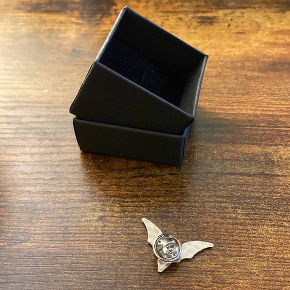 Bat Pin - Picture 3 of 4